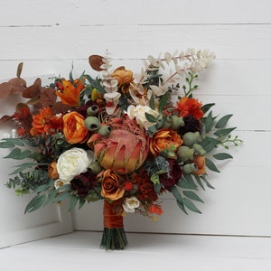 Australian native flowers Rust burgundy flowers Protea bridal bouquet Faux bouquet Fall wedding Faux blooms Boho wedding-size 17 inch