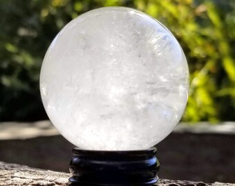 Quartz Crystal Ball, Quartz Sphere, Healing Crystal Ball, Healing Crystals and Stones for Witchcraft Supply, Wicca Decor