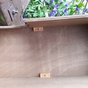 Guinea Pig House Hideout | Wooden, Double Entrance, Wipe Clean, Pet Friendly Paints and Stains, Mould Resistant (Readymade) afbeelding 8