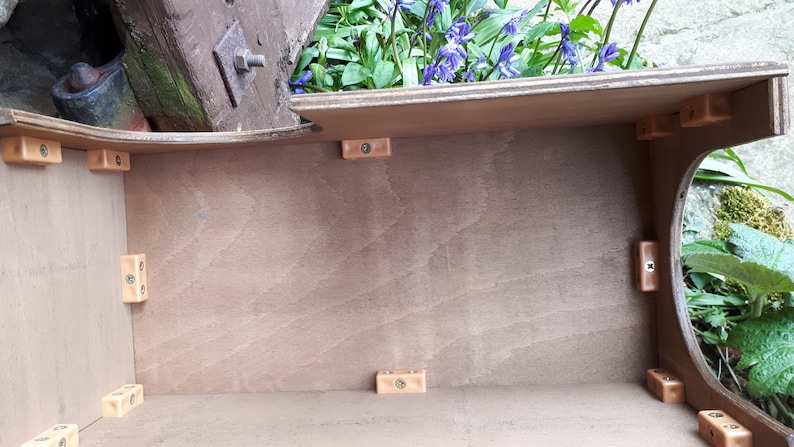 Guinea Pig House Hideout | Wooden, Double Entrance, Wipe Clean, Pet Friendly Paints and Stains, Mould Resistant (Readymade) afbeelding 8