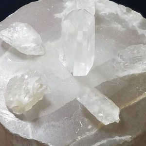 Petalite Crystal/High Vibration/Tranquility/Upliftment/Expansion of Awareness