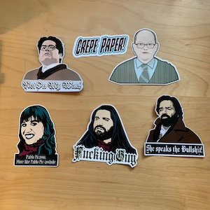 Autocollants ou aimants en vinyle Ce que nous faisons dans l'ombre - Lot de 6 - Nandor, Nadja, Colin, Guillermo, Laszlo, papier crêpe