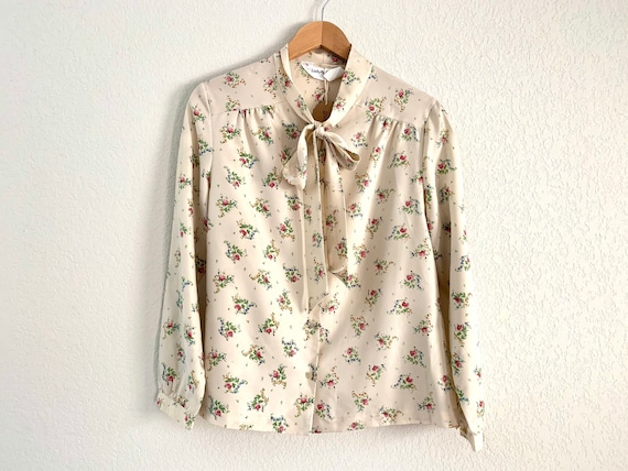 Vintage 1980’s Lady Arrow floral pussy bow blouse… - image 1