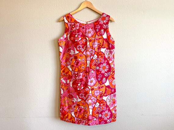 Vintage Women S 60 S 70 S Pink Floral Kaleidoscope Etsy