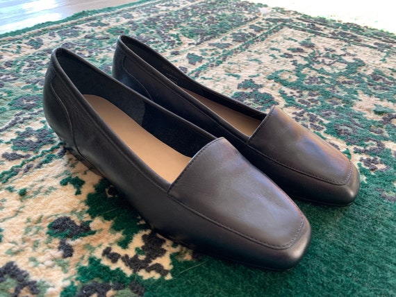 Vintage 90s 80s Enzo Angiolini black leather flat… - image 1