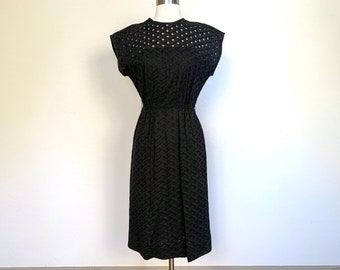 Vintage 1980’s R&K Originals eyelet black dress size XS / 80’s sheath below the knee midi cotton embroidered short sleeve Dre high neck LBD