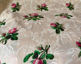 Beautiful Vintage Mid Century Roses Floral Meadow Grasses Cotton Fabric ~ Pink Green Tan White ~ 1950’s Mid Century Cottage ~