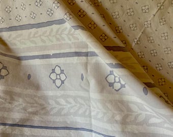 Unique Vintage French Les Olivades Provincial Floral Cotton Fabric Table Cloth ~ Faded Lavender ~ Shabby  White Rustic Cottage Farmhouse