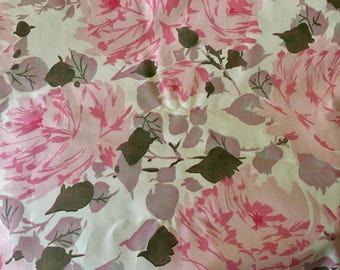 Beautiful Vintage Mid Century Floral Roses Sateen Cotton Fabric ~ Pink Mauve Olive