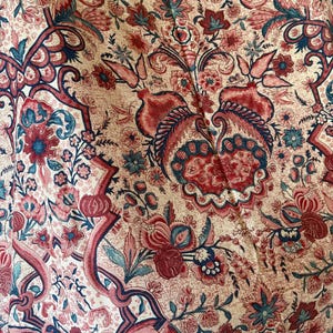 Wunderschöner Vintage Englischer Granatapfel Indienne Jacobean Floral Interiors Fabric ~ geschwärztes rotes Apricot Indigoblau Teal Green
