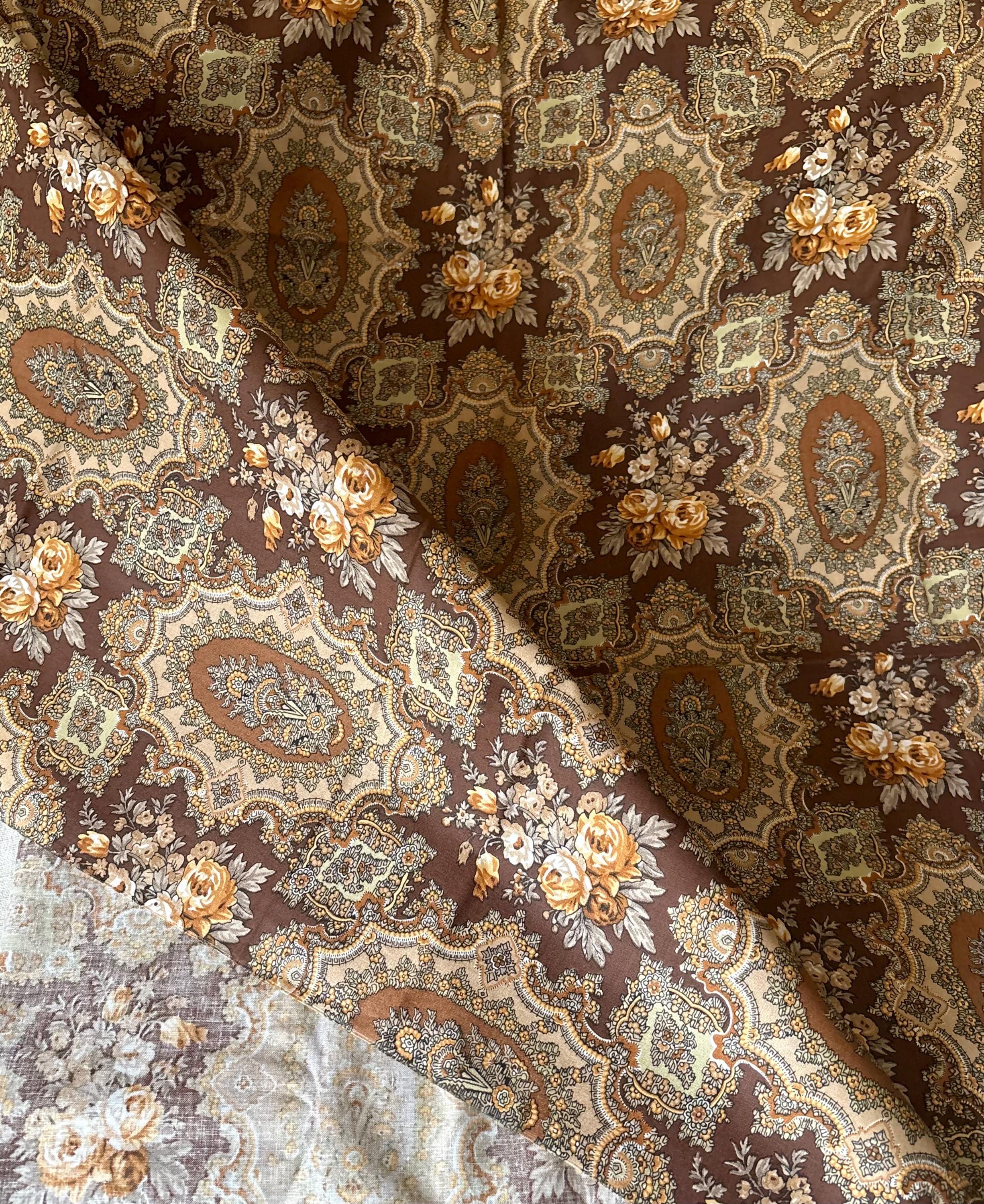 Vintage French Retro Old World Medallion Floral Roses Paisley