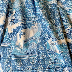 Beautiful Vintage French Chinoiserie Ginger Jar Butterfly Cotton Fabric Duvet Bed Cover ~ Blue White ~ Made in France