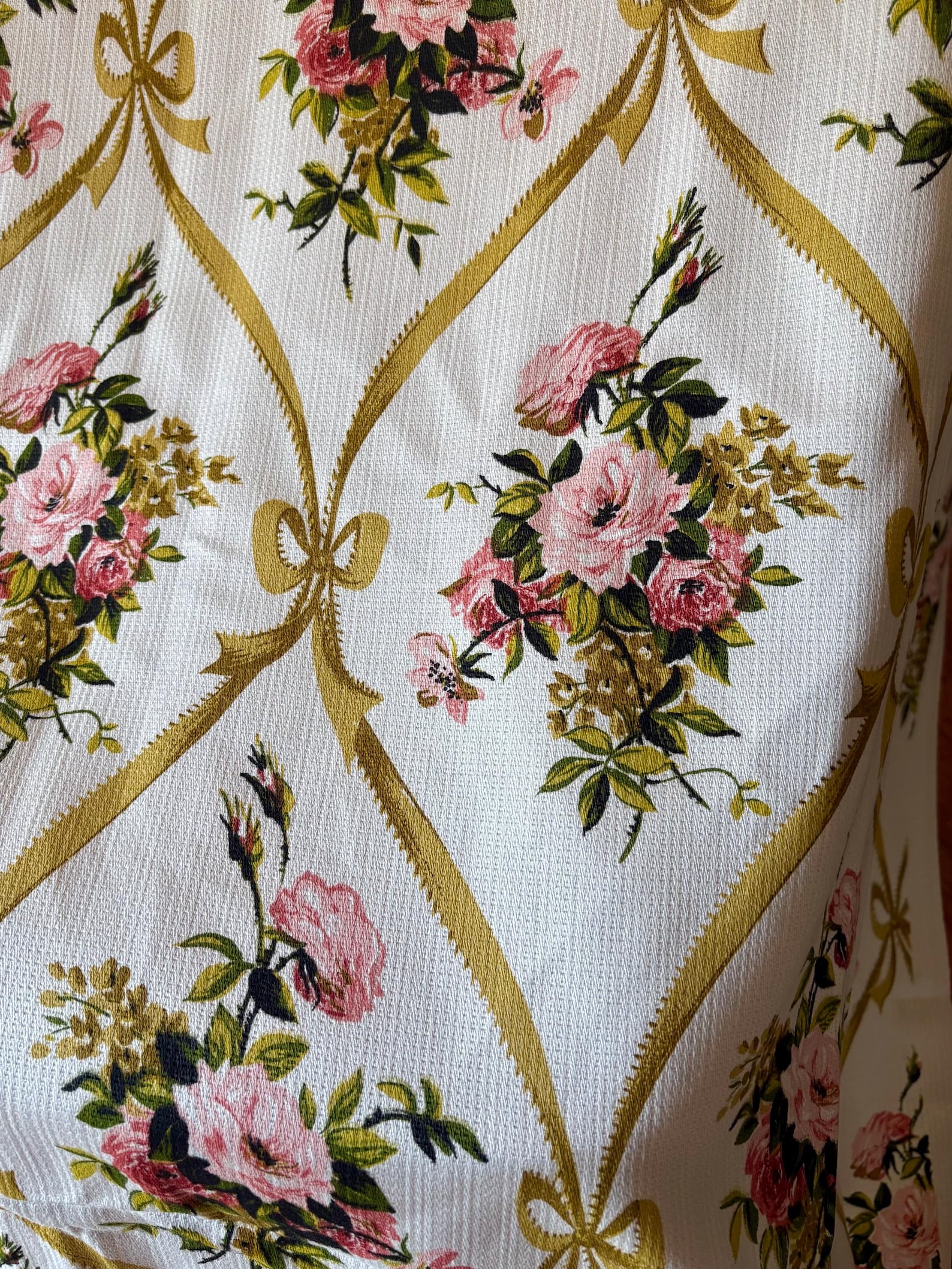 Beautiful Vintage Mid Century French Cottage Floral Roses Ribbon Bows ...