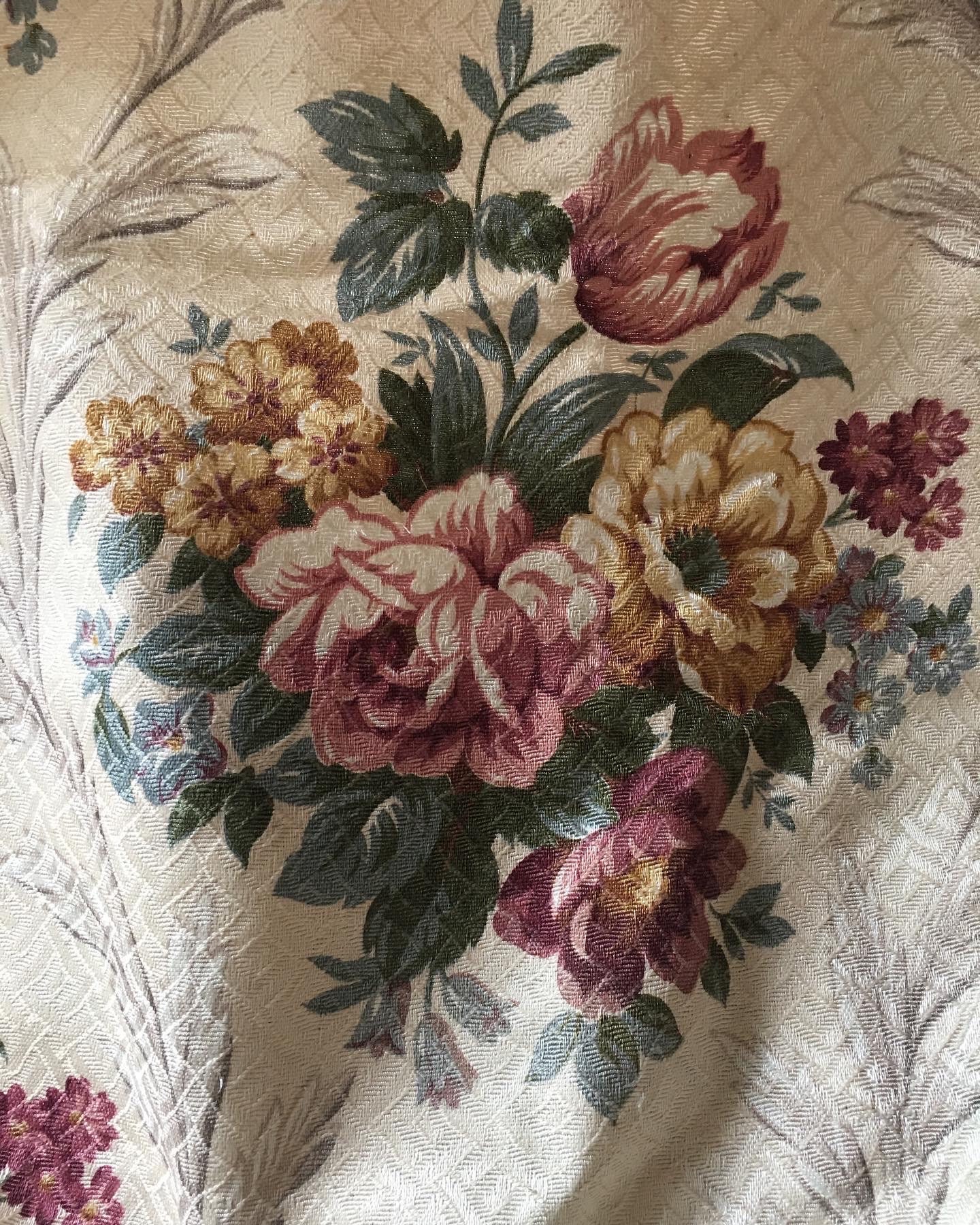 Beautiful Unused Antique Vintage Cottage Roses Floral Textured Fabric ...