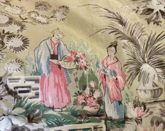 Ein wunderschöner antiker Vintage Chinoiserie Figural Blumengarten Rayon Faille Stoff Vorhang ~ Gelb Apricot Grün Shabby Chinoiserie Chic
