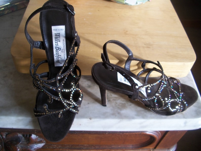 Sz 37 Gorgeous Italian Brown Suede With Rhinestone Filigree Design Sling Back 4 Heels Wilson /& Dean For Wilkes Bashford Made In Italy
