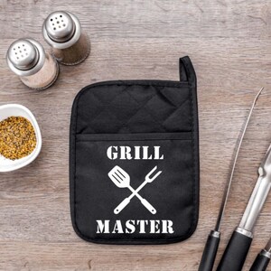 Grill Master Pot Holder / Funny Pot Holder / Grilling Oven Mitt / Grilling Pot Holder / Gift For Him