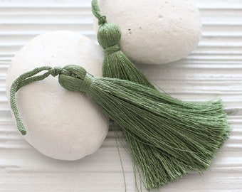 TASSEL GREEN TASSEL GREEN