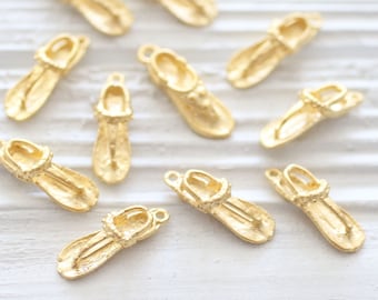 10pc gold sandal charms, flip flop pendant, earring charms, gold sandal, gold shoe charms, bracelet charms, sandal pendant, Summer slipper