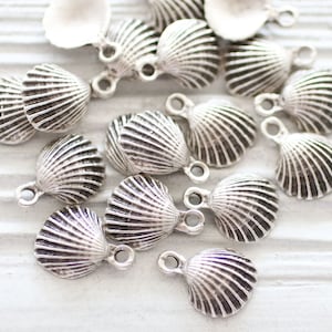 10 Stück Muschel Charms Silber, Muschel Ohrring Charms, Silber Muscheln, Muschel Ohrring Charms, Mini Meer Anhänger, Muschel Anhänger Charm Silber, Muschel, L