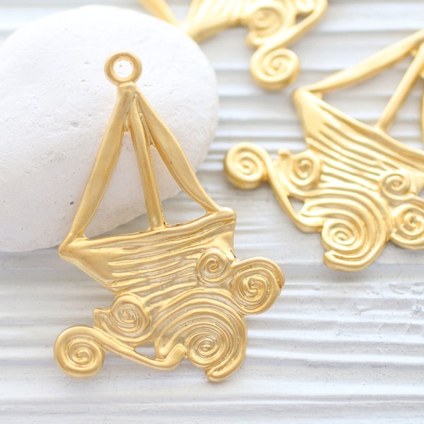 Sailing pendant, gold sea pendant, sailing vessel, sailing jewelry findings, sail boat pendant, sea findings, sea charms, sailing charms