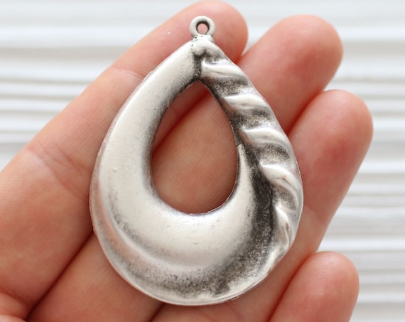 Large drop pendant silver, tear drop dangles, large metal pendant, tribal big pendant, rustic focal piece, oval pendant, hammered