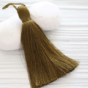 Olive silk tassel, mala tassel, tassel pendant, pillow decorative tassels, green jewelry tassel, extra large keychain tassel, N20