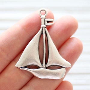 Sailing pendant, sea pendant silver, sailing vessel, sailing jewelry findings, sail boat pendant, sea findings, sea charms, sailing charms