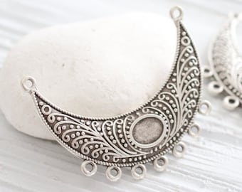 Connecteur pendentif tribal, connecteur argenté, pendentif collier en métal, croissant de lune, pendentif rustique, connecteur multibrin avec lunette