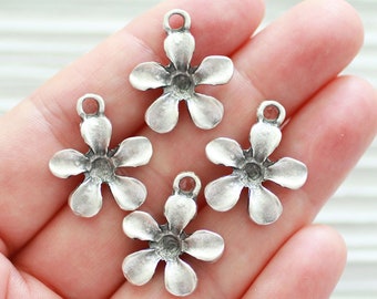 4pc flower charm silver, daisy pendant, daisy earrings dangle, silver daisy charm, large leaf flower, cute flower findings