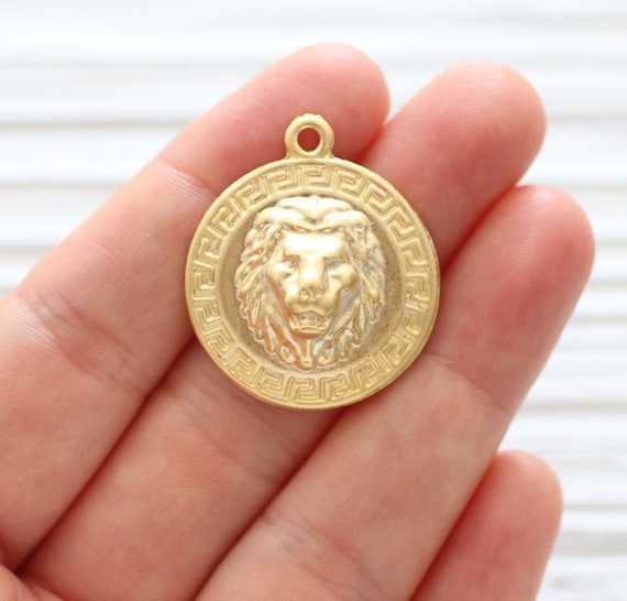 Lion pendant gold, lion head charm, lion coin, lion jewelry findings, animal pendant, lion, earrings charm, lion dangle pendant, L1