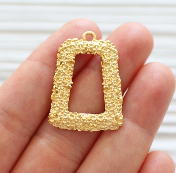2pc earrings pendant, matte gold flower pendant, just dangles, rectangle pendant charms, hammered pendant, gold findings, necklace pendant