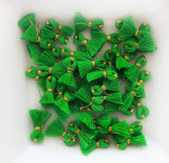 10pc green tassel charms mini, bracelet tassel, green charm tassel, earrings tassel, tiny jewelry tassels, necklace tassel, N40