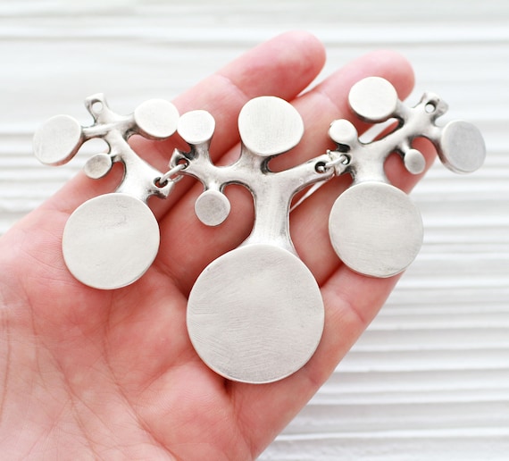 Contemporary crescent collar pendant connector, silver metal collar, statement necklace center piece, large crescent of round circles