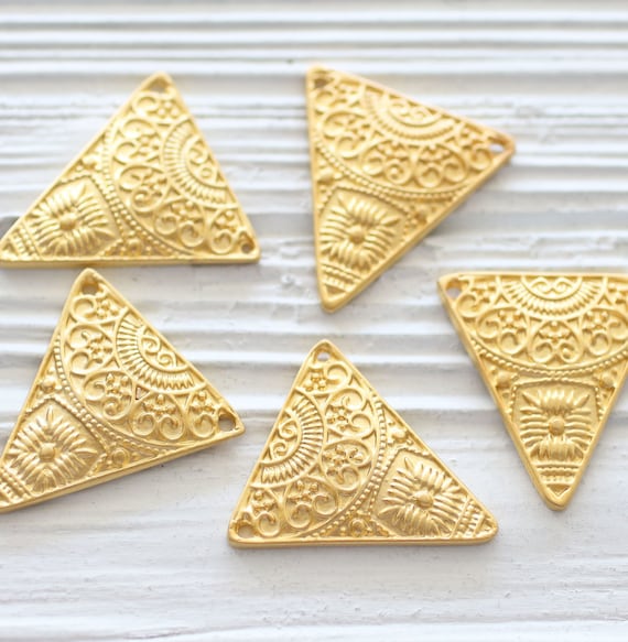 2pc triangle pendant, tribal pendant, hammered pendant gold, triangle findings, earrings dangle, rustic, textured, connector pendant, M