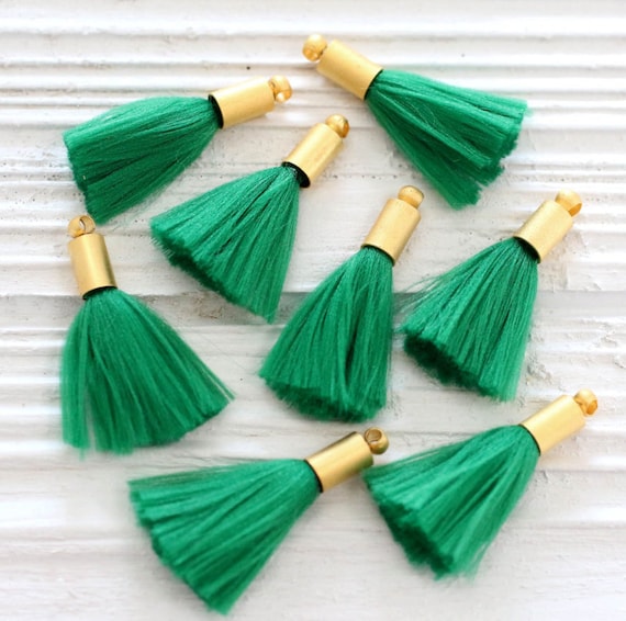 2pc green tassel, mini tassels with gold cap, tassel pendant, gold cap tassel, emerald tassel, earrings bracelet tassels, forest, short, N40