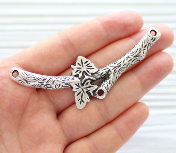 Crescent pendant with leaf branch, crescent moon pendant silver, branch pendant connector, necklace bar connector pendant, leaf bar pendant