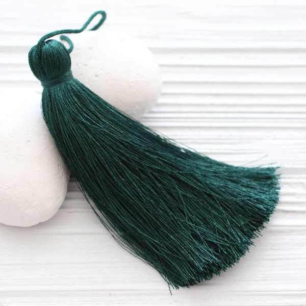 Very dark green silk tassel, pine tree, thick tassel pendant, green jewelry tassel, extra large silk tassel, mala tassel, decorative, N53