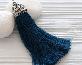 Tassels / Feather / Poms