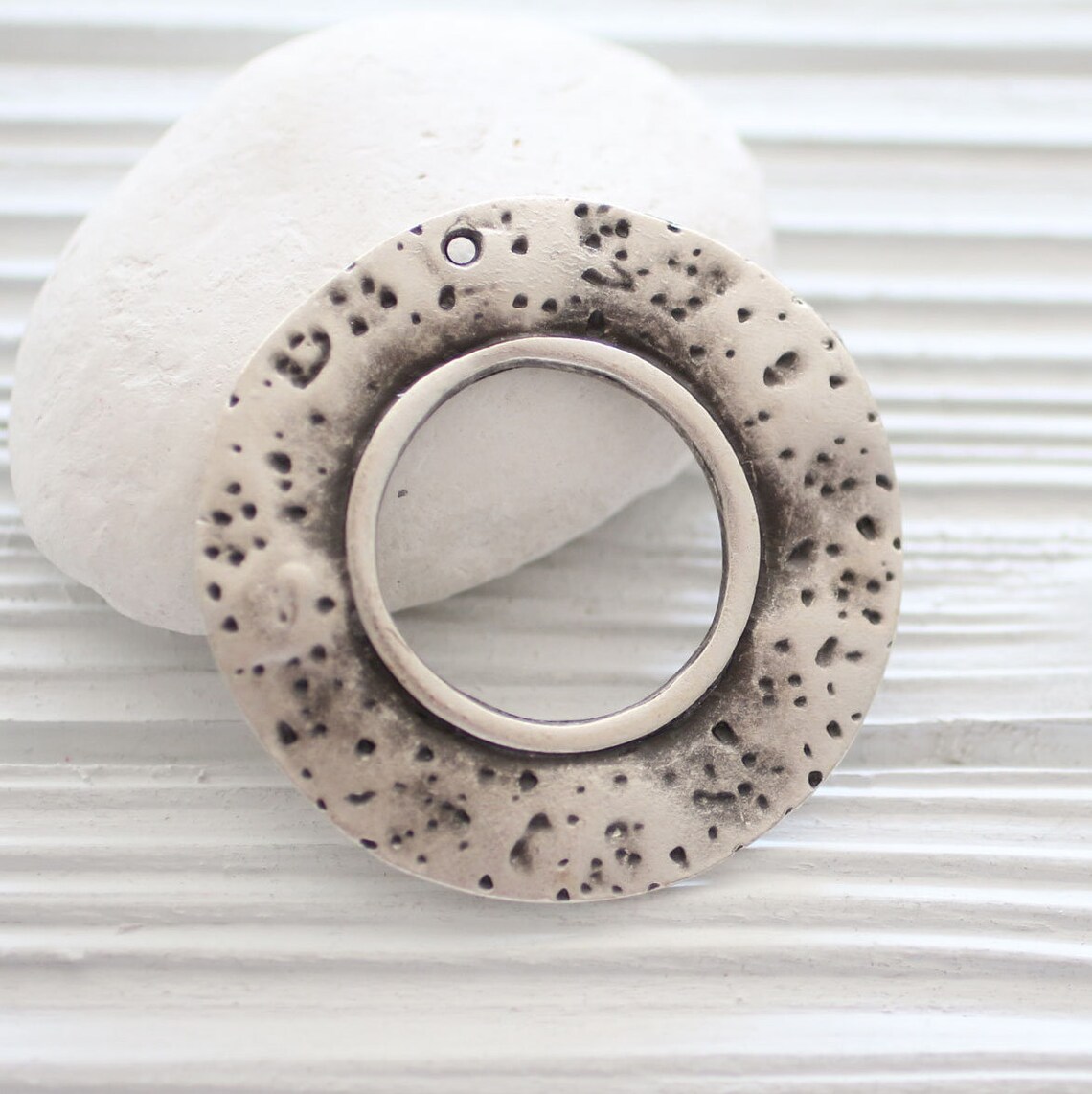Round Pendant Silver, Silver Hoops, Ring Pendant, Loop Pendant ...