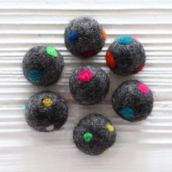 5pc felt pom poms, felt balls, gray polkadot felt poms, 27mm, garland pom poms, grey pom pom, pom poms for garland,DIY ball garland pom poms