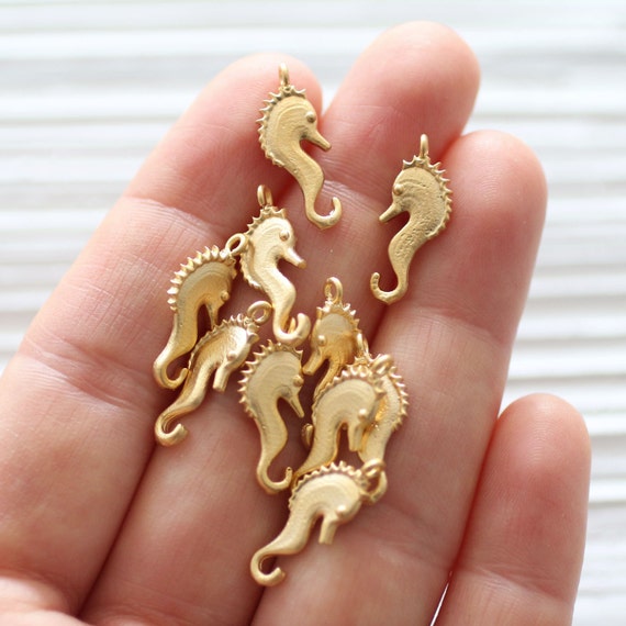 10pc gold seahorse charm, sea charms, gold charms, bracelet charms, sea horse charm, earring charms, dangles, gold metal beads, mini pendant