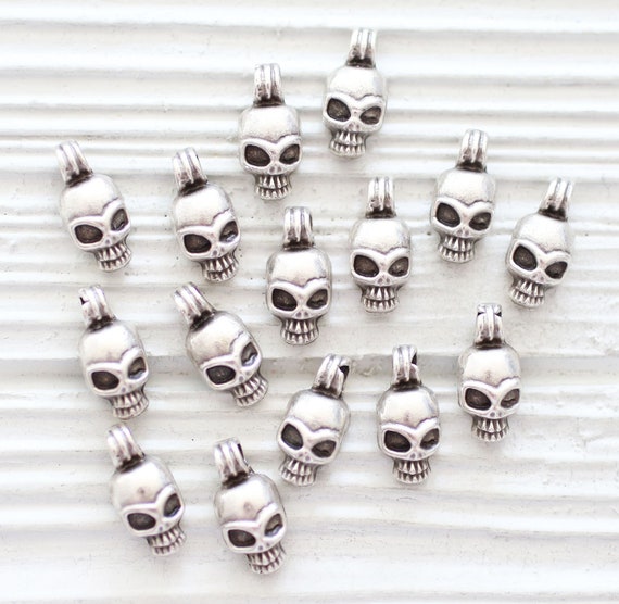 10pc skull charms silver, halloween charms, skull pendant, earrings, bracelet charms, cute Halloween findings, skull charms for necklace