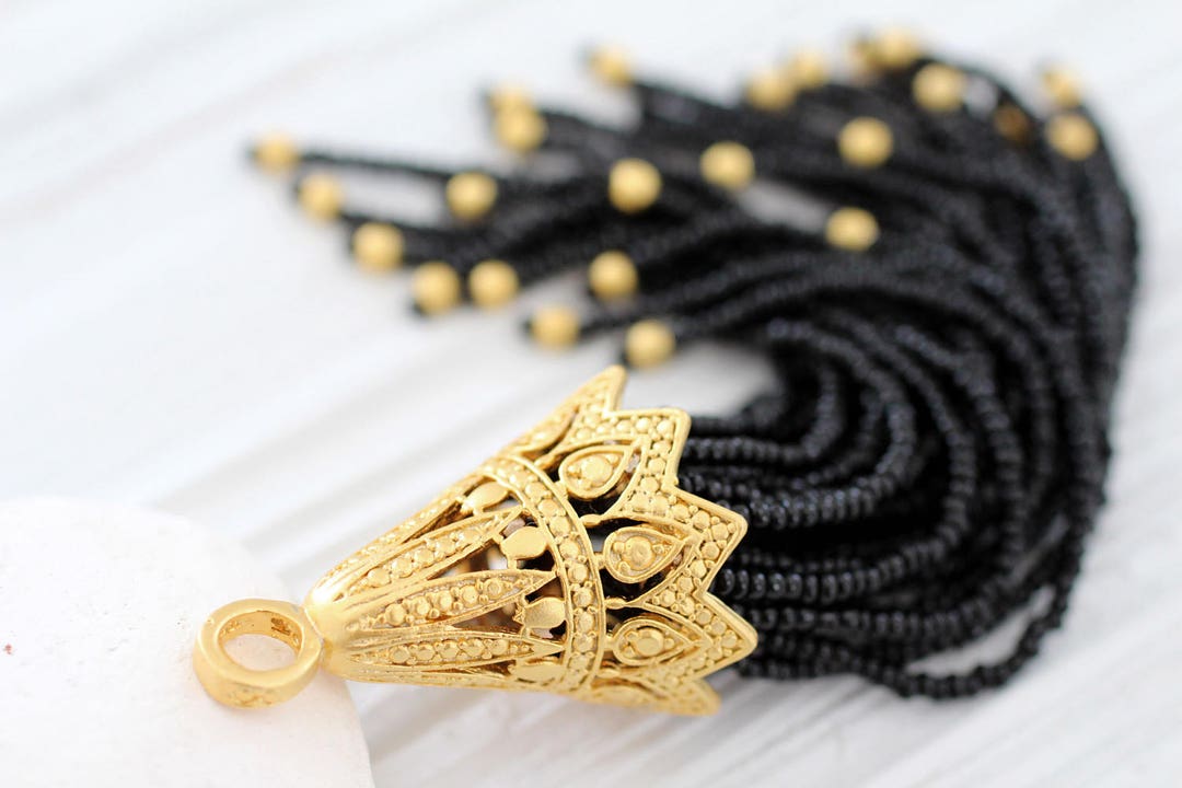 Tassel Necklace in Black Bead main image 1