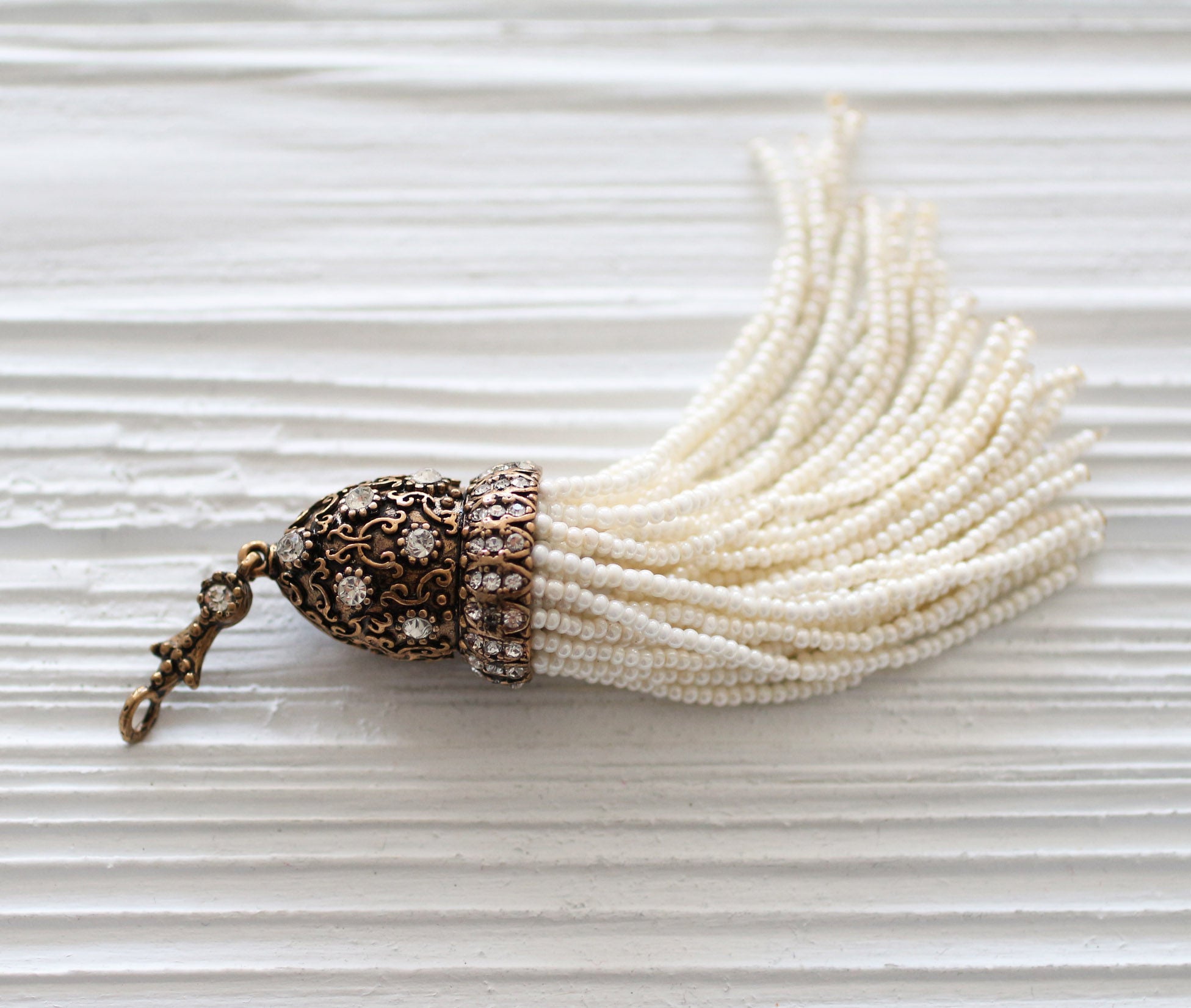 meshki tassel