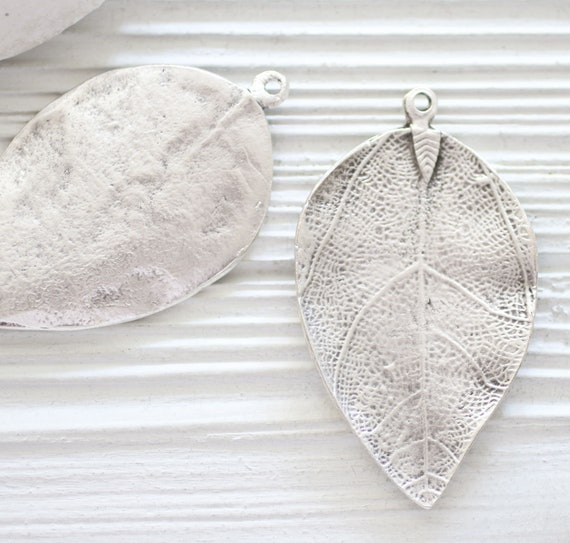 Leaf pendant silver, romantic leaf with vessels, silver pendant, rustic leaf, silver leaf, natural necklace pendant, leaf findings