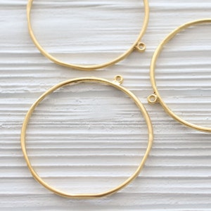 Organic shaped gold round pendant, earrings hoops, earring loop, gold hoops, hoop pendant, circle pendant, ring pendant, earrings dangle image 3