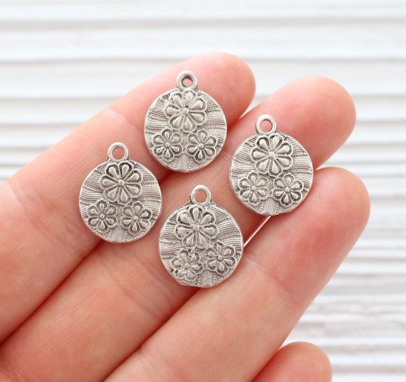 10pc large round silver charm pendant, large silver charms, silver findings, bracelet earrings dangle,rustic boho mini daisy pendant, flower