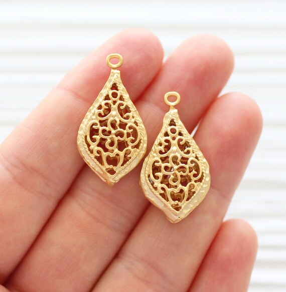 2pc filigree charms, filigree teardrop charms, chandelier earrings dangle, filigree earrings findings, gold filigree pendant,necklace charms