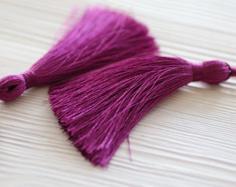 Plum fuchsia silk tassel, large silk tassels, tassels for jewelry, tassel, handmade, decorative tassels, magenta, orchid, mala tassel, N21